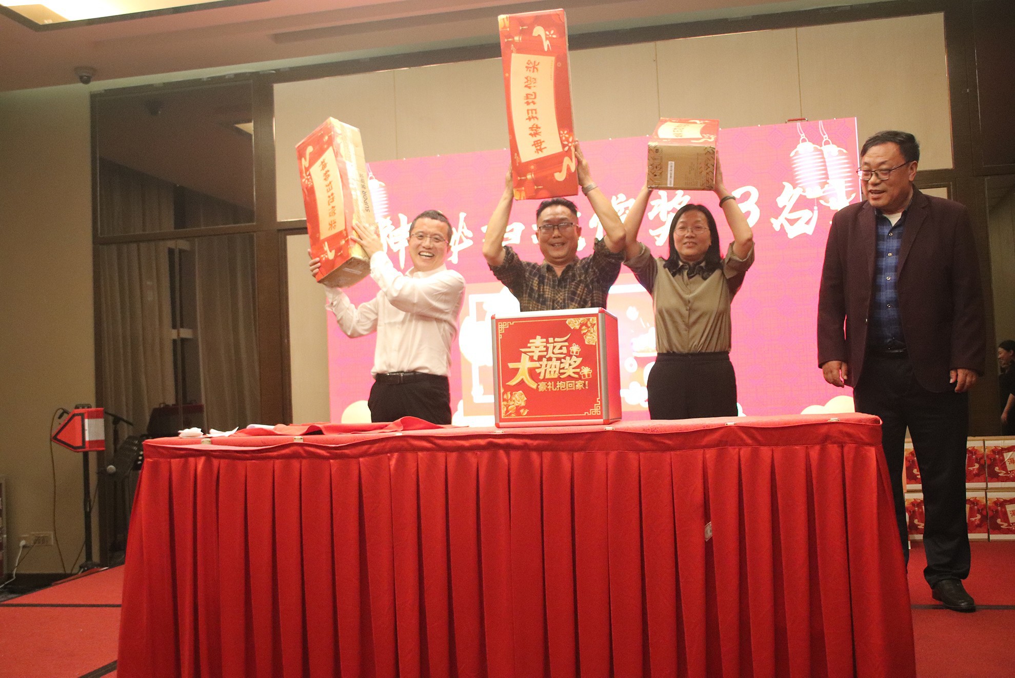 1676424549401032.jpg IMG_8775.jpg